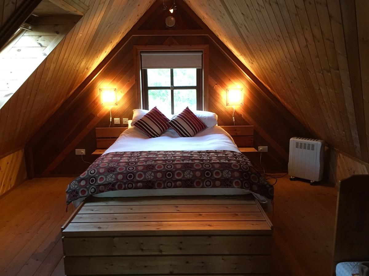 Дома для отпуска Cedar Boathouse Overlookng Baltimore, West Cork & Islands Болтимор-20