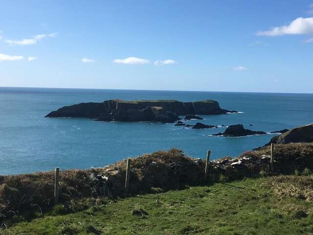 Дома для отпуска Cedar Boathouse Overlookng Baltimore, West Cork & Islands Болтимор-29